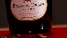 Création d’étiquettes pour la bière Raspberry Stout